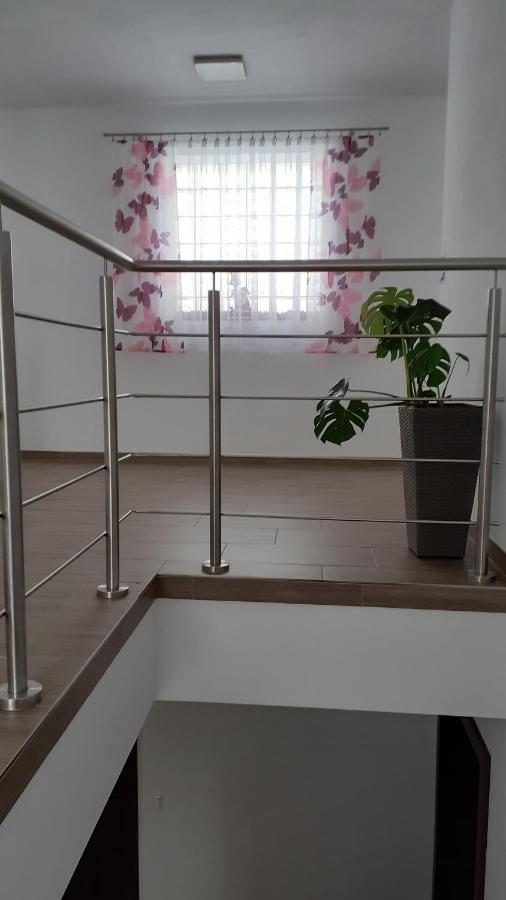Pokoje Pod Brzozka Debno  Exterior foto